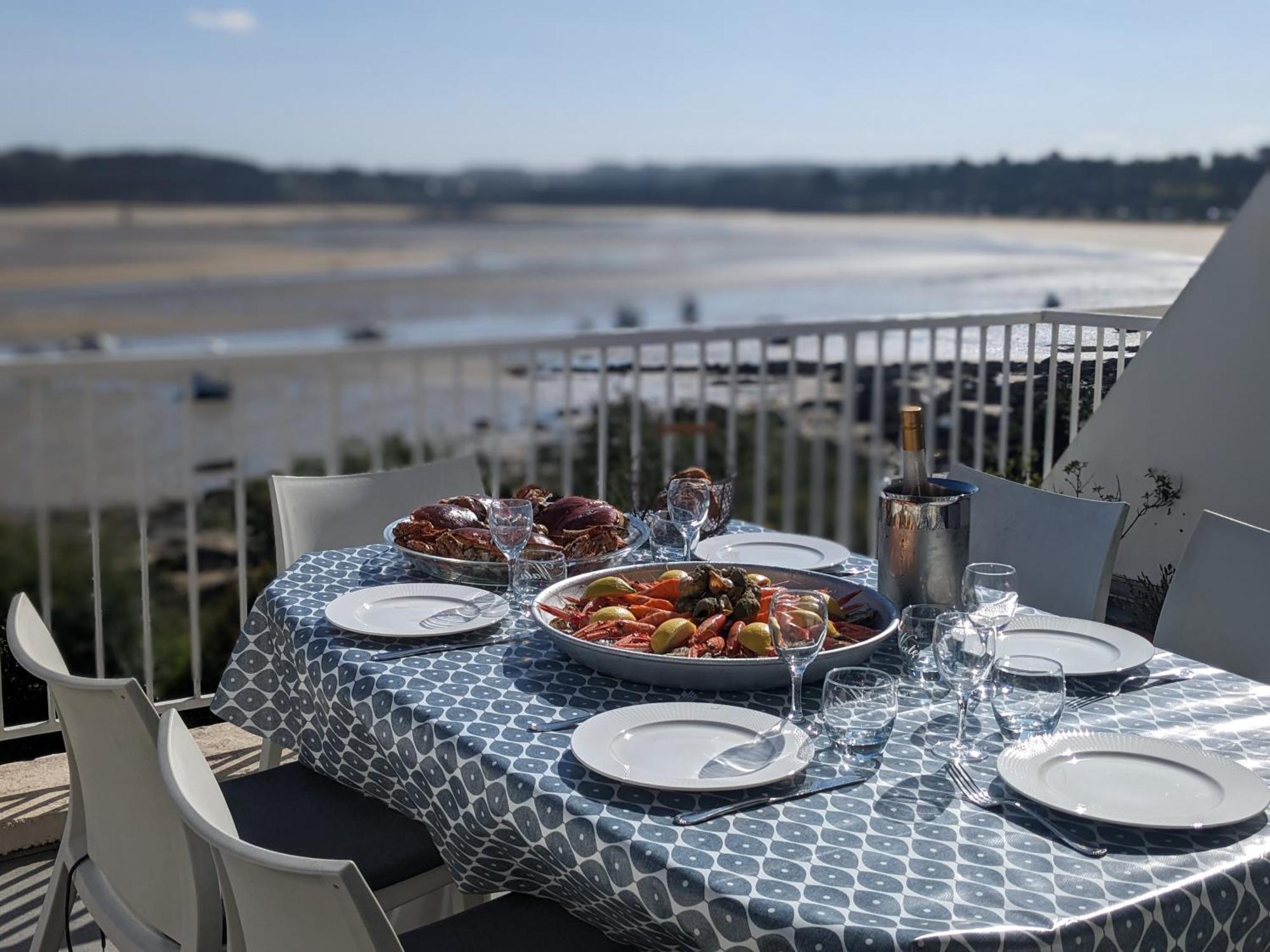 L'Appartement Pentrez A Keraudren Vue Mer โลกิเร็ค ภายนอก รูปภาพ